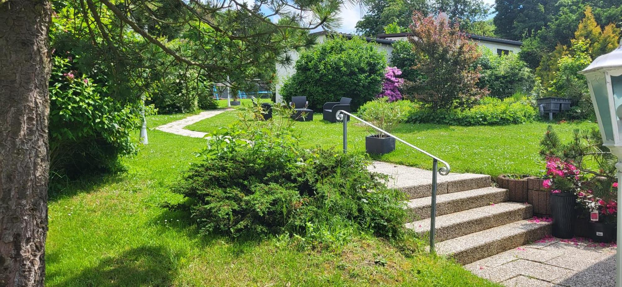 D&B Staycation Ferienpark Niedenstein 外观 照片